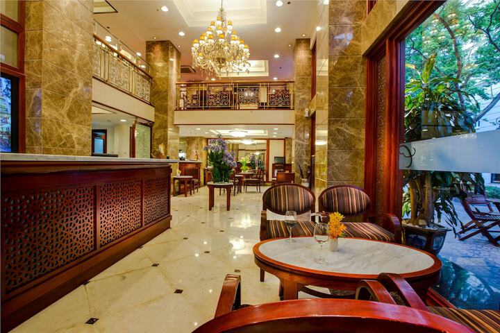 Hotel Lobby