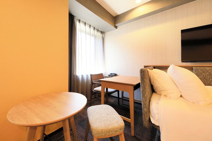 Room 15 of 54