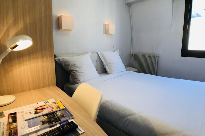 Room 29 of 42