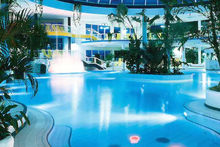 Pool 41 of 101