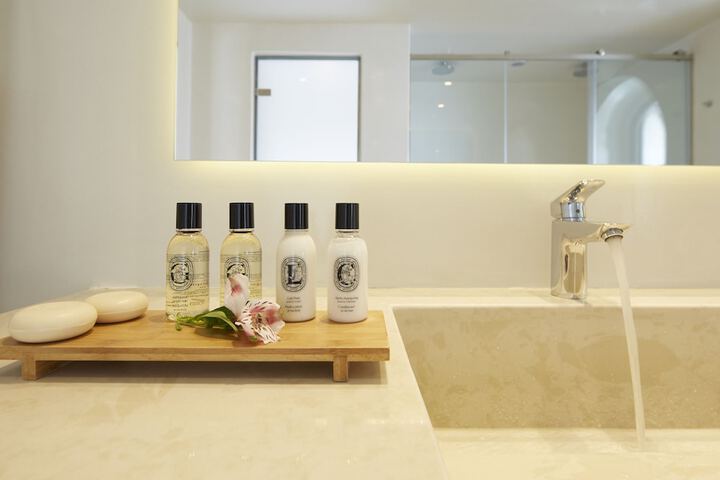 Room 269 of 295