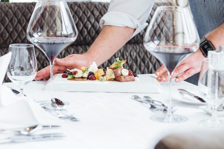 Dining 89 of 133