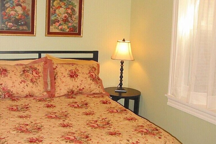 Room 12 of 12