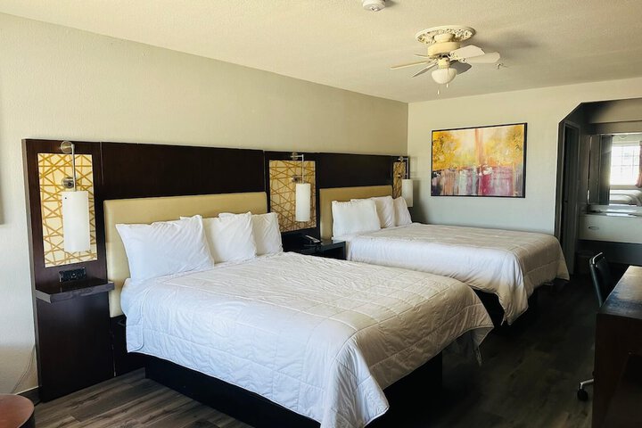 Room 2 of 23