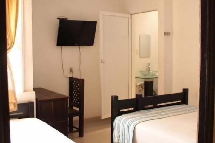 Room 8 of 18