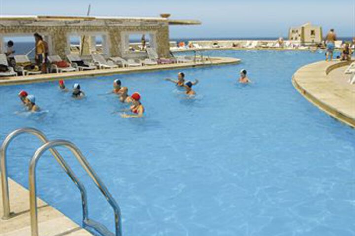 Pools & Facilities