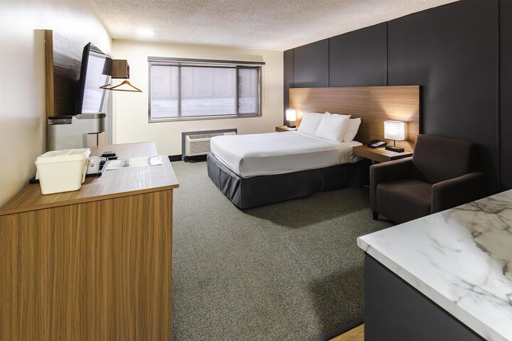 Room 34 of 52