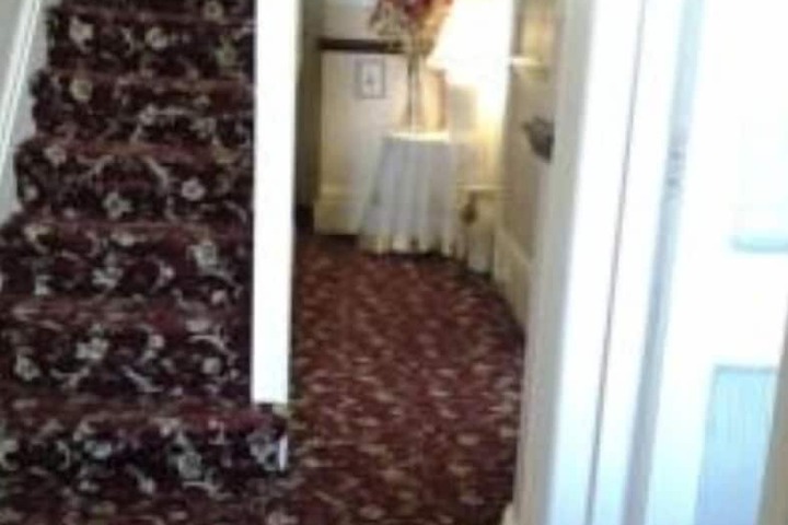 Room 64 of 97