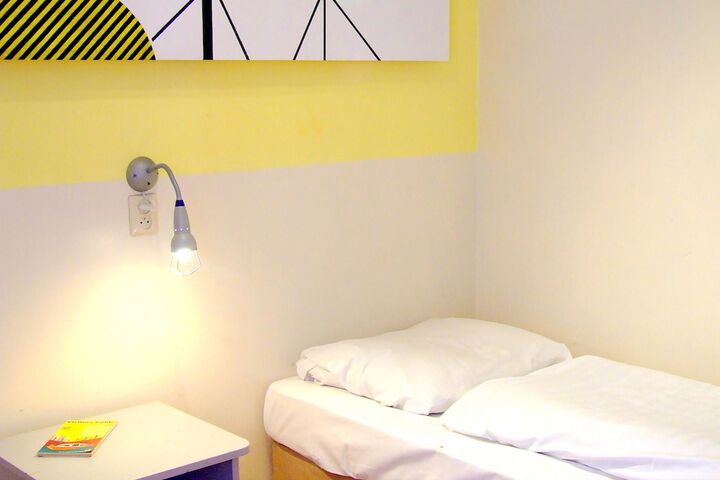 Room 26 of 91