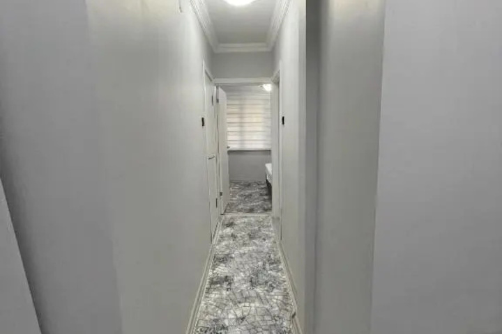 Room 5 of 6