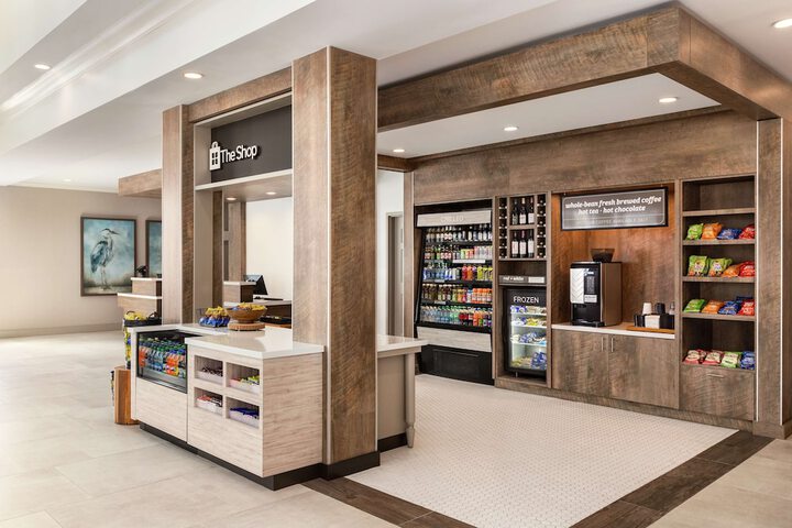 Snack bar