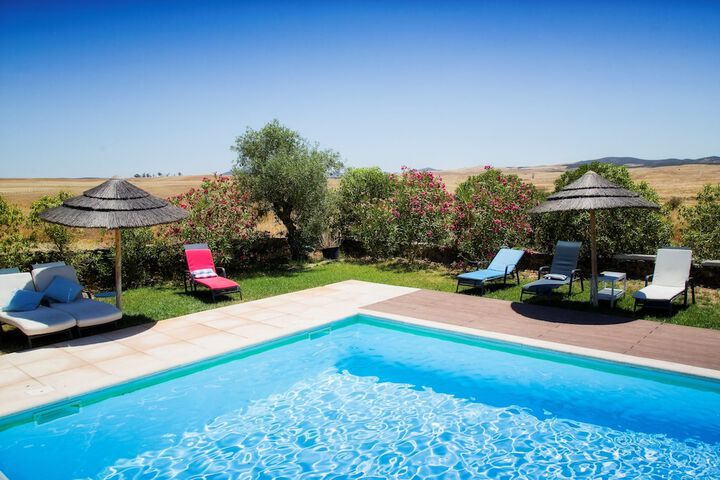 Hotel with Pool