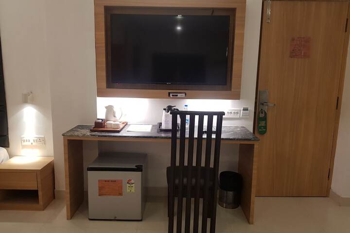 Room 11 of 78