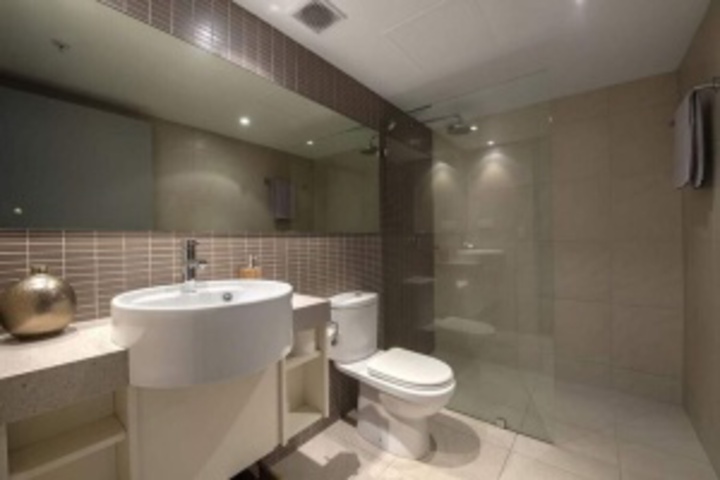 Room 152 of 180