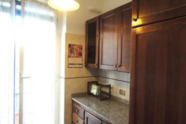 Room 30 of 48