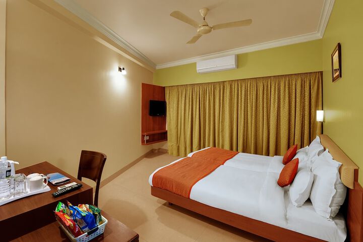 Room 5 of 34