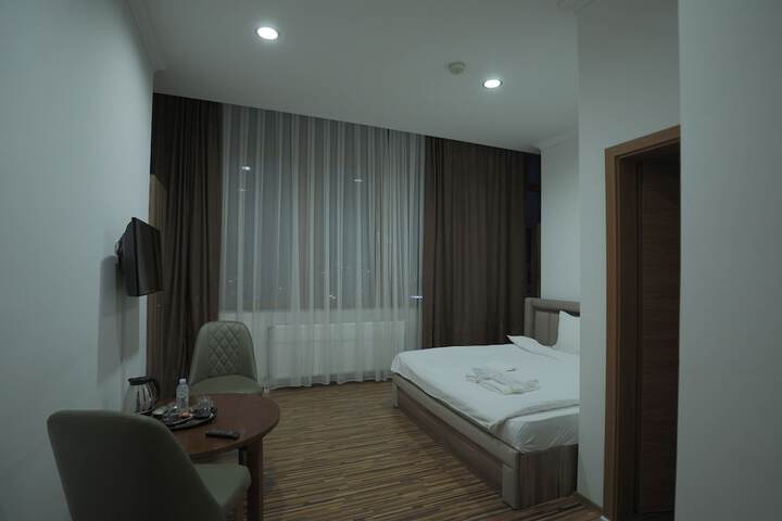 Room 41 of 84