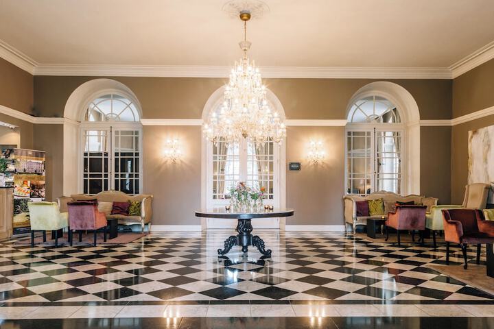 Lobby Entry