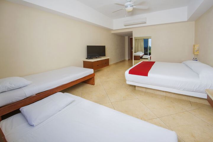 Room 6 of 62