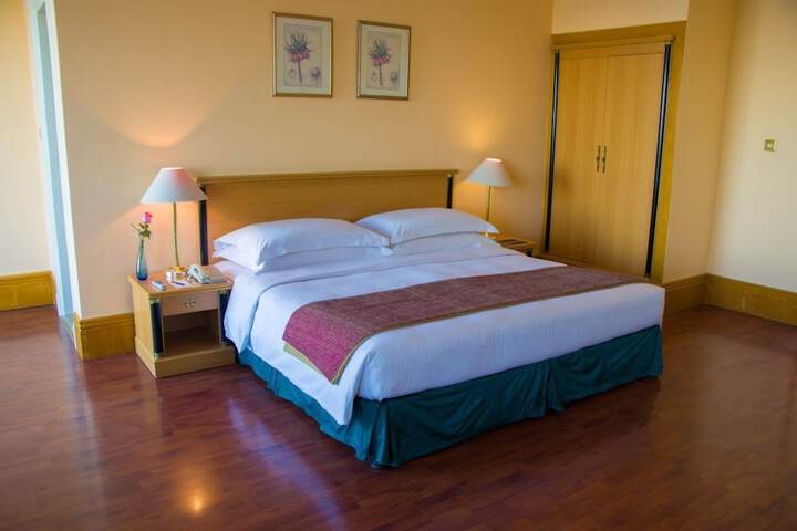 Room 20 of 61