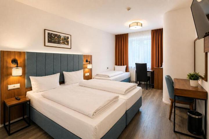 Lillys Hotel München