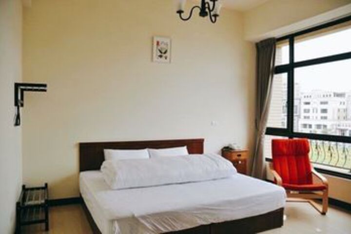 Room 9 of 17