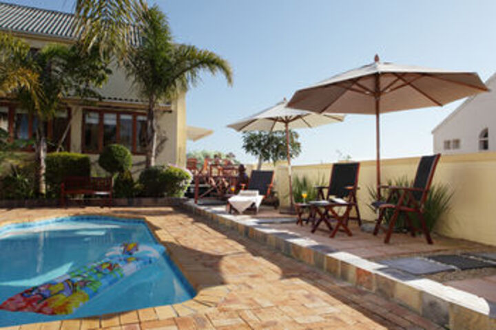 Sundeck 41 of 43