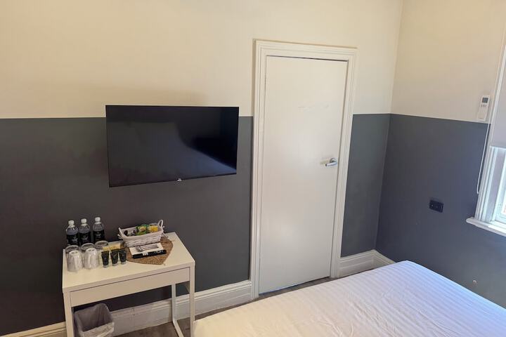 Native Rose Hotel