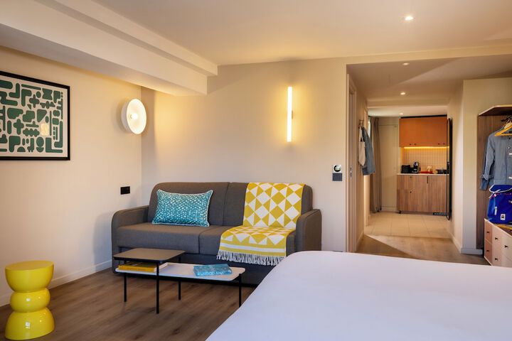 Room 78 of 203