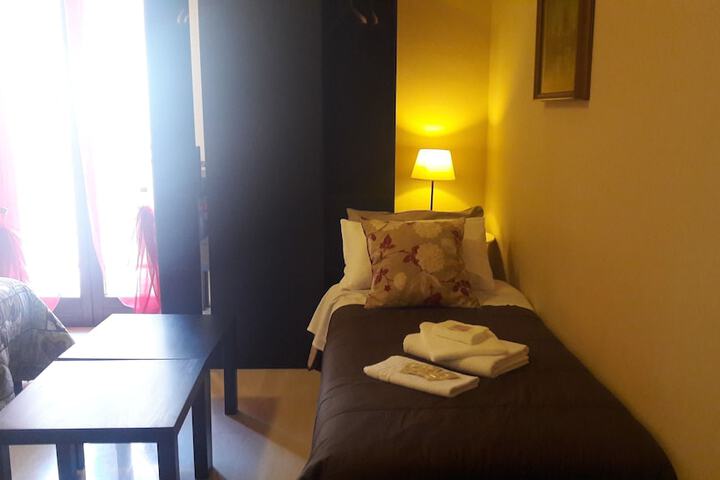 Room 9 of 63