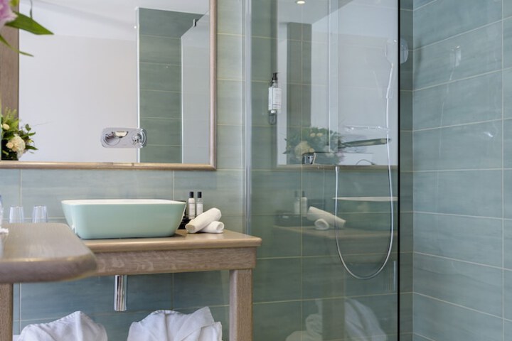 Bath Interior