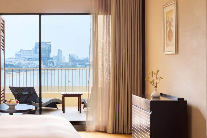 Room 58 of 141