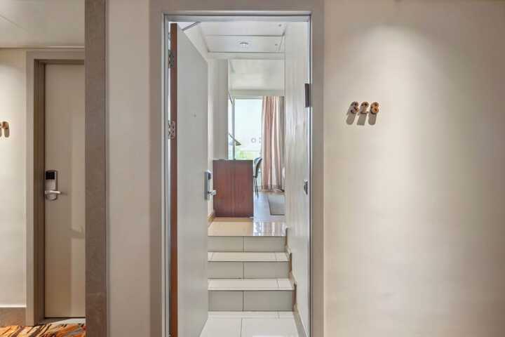 Room 58 of 145