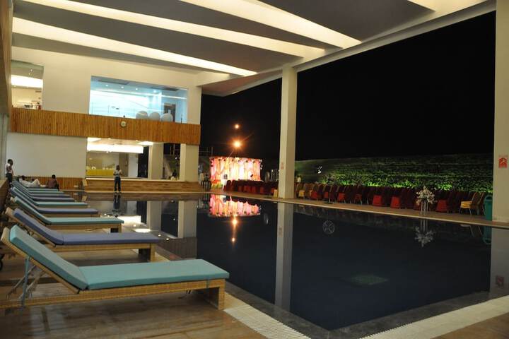 Pool 29 of 37