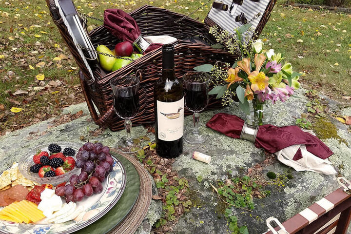 Hotel Exterior 35 of 48