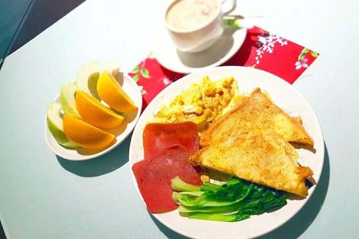 Breakfast/Coffee Service 30 of 39