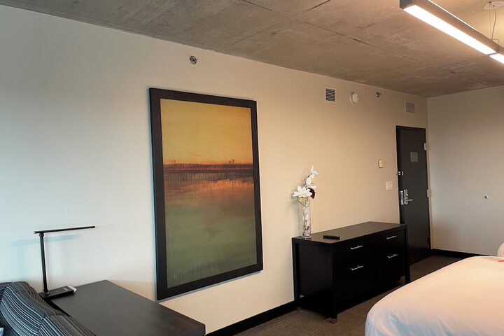 Room 25 of 94