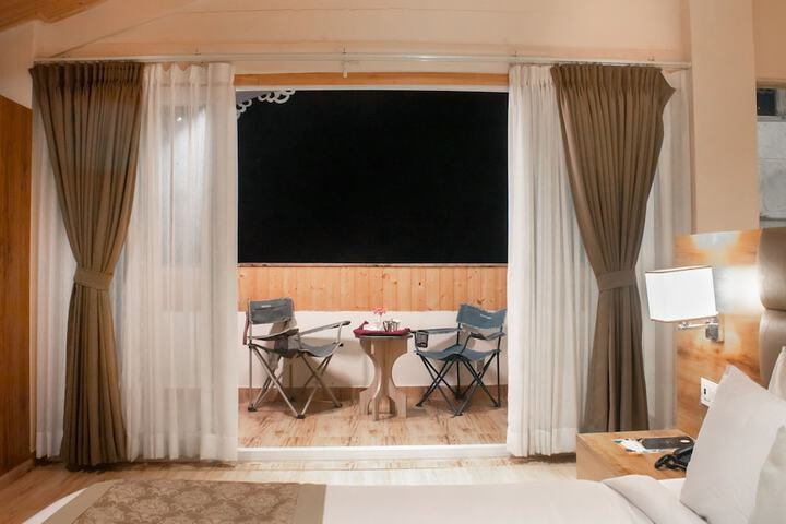 Room 21 of 59