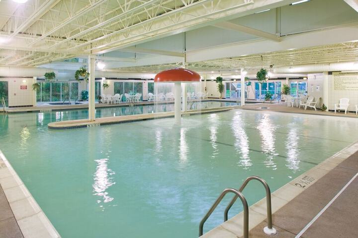 Pool 15 of 93