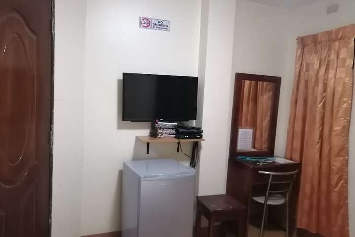 Room 18 of 79