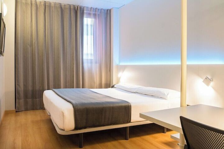 Room 20 of 49