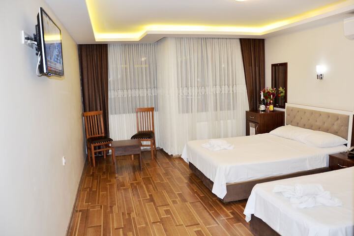 Room 14 of 26