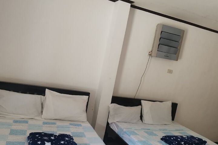 Room 7 of 36