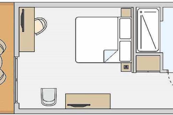 Room 8 of 118