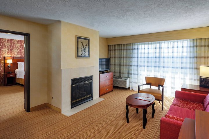 Room 8 of 41