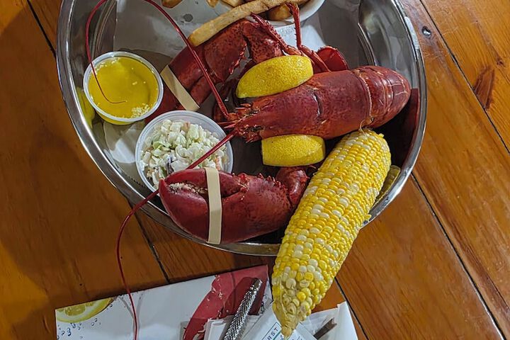 Dining 56 of 78