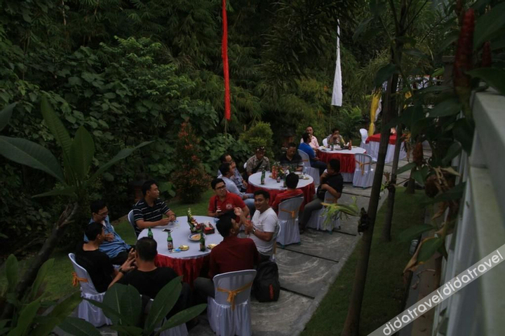 General 8 of 11