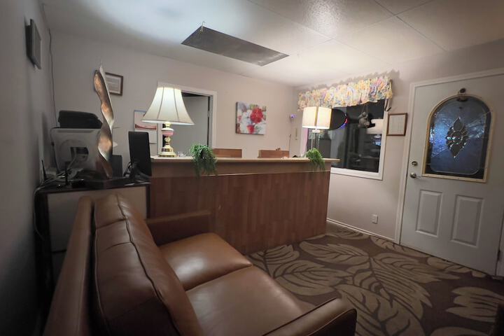 Concierge desk