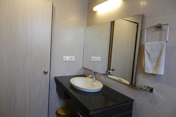 Room 29 of 70