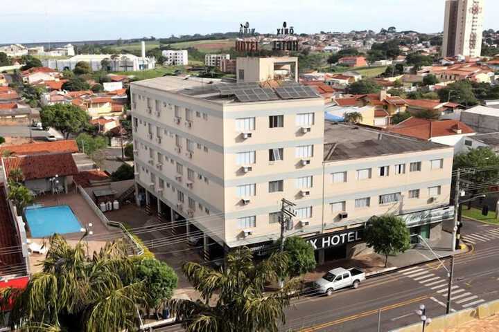 Ônix Hotel in Assis